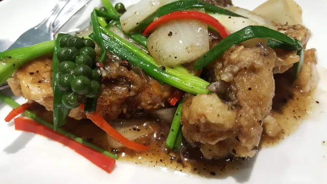Laem Charoen Seafood Central World