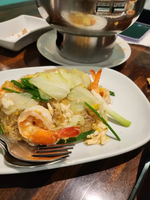 Laem Charoen Seafood Central World