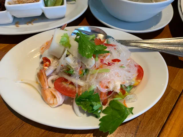 Laem Charoen Seafood Central World