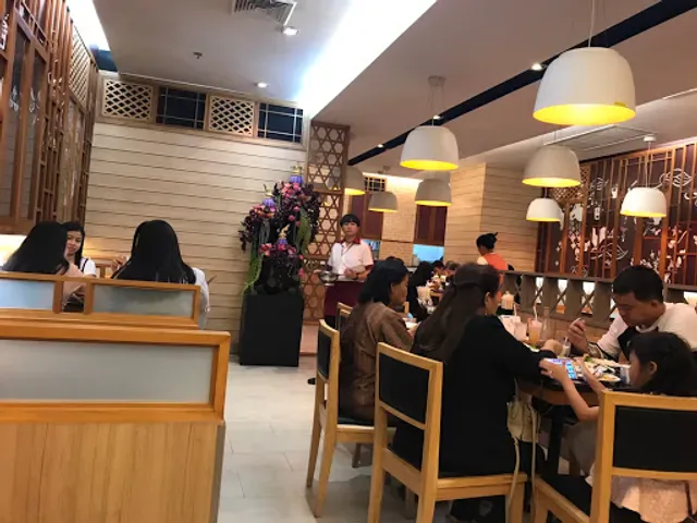 Mae Sri Ruen (centralwOrld)