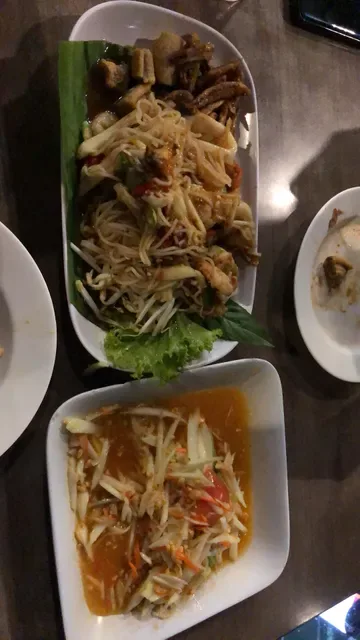 Somtam Nua