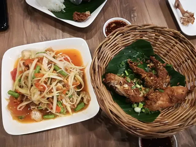 Somtam Nua