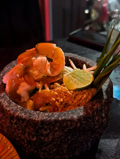 Mayrai - เมรัย Padthai | Winebar