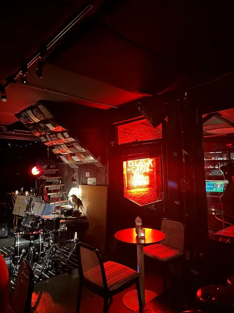 Black Cabin Bar Bangkok