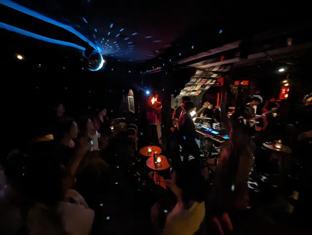 Black Cabin Bar Bangkok