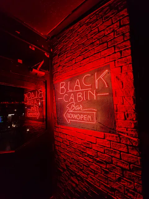 Black Cabin Bar Bangkok