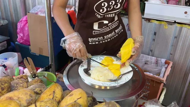Ning’s Mango Stand