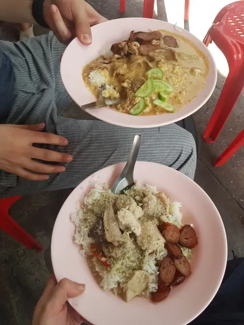 Khao Gaeng Jek Pui (Je Chie)