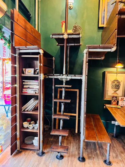 Lhong Tou Cafe at Yaowarat
