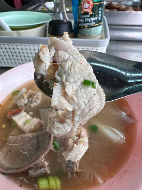 Nai Ek Roll Noodle