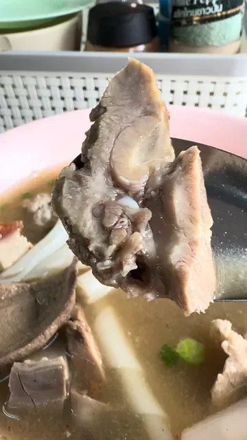 Nai Ek Roll Noodle