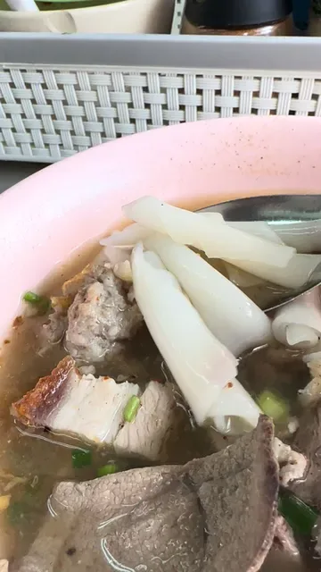 Nai Ek Roll Noodle