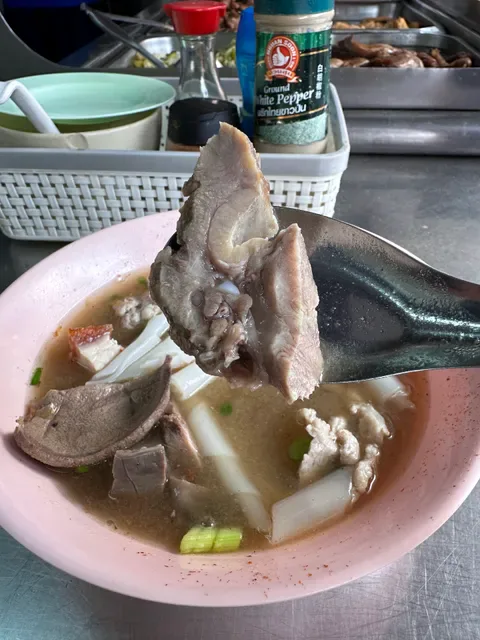 Nai Ek Roll Noodle