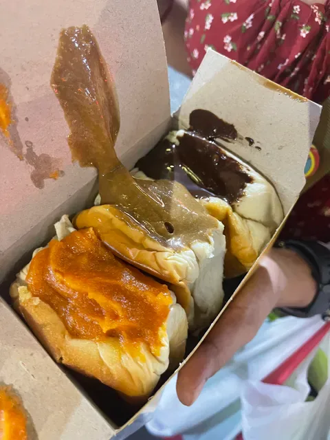 Yaowarat Toasted Buns