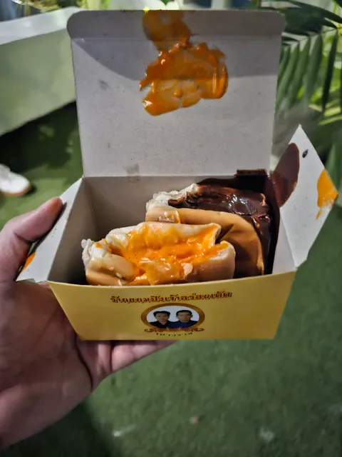 Yaowarat Toasted Buns