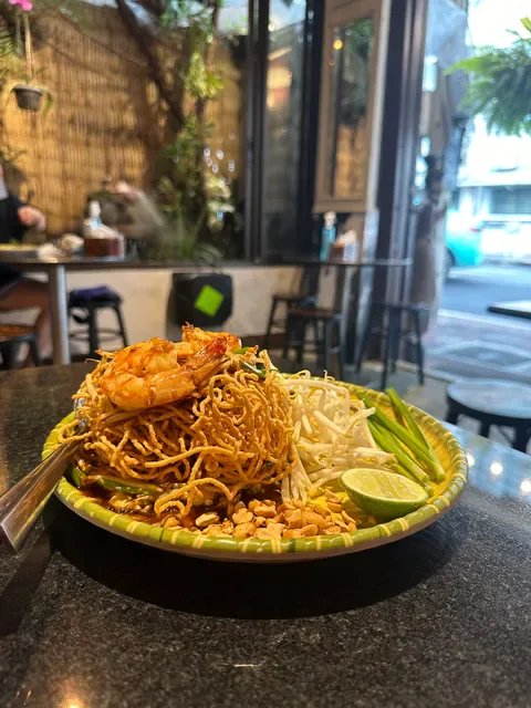 MaeThum Padthai