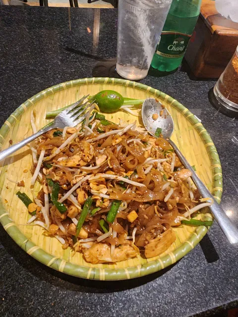 MaeThum Padthai