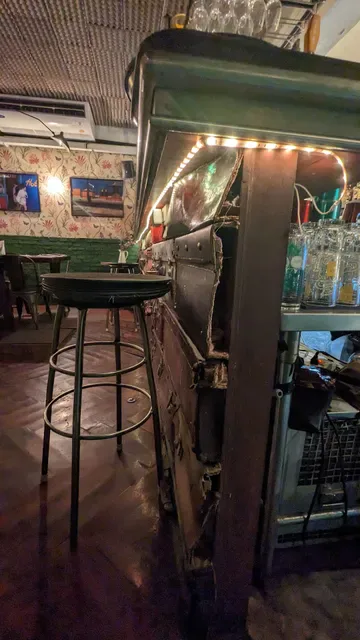 Le Café des Stagiaires - Bangkok