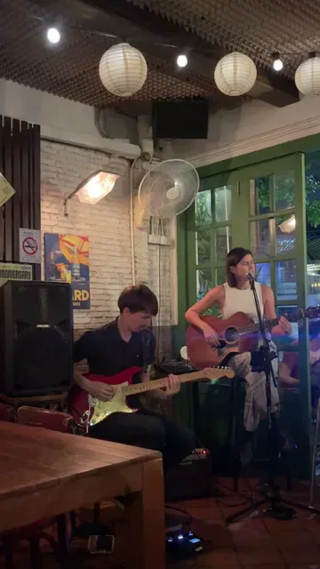 Le Café des Stagiaires - Bangkok