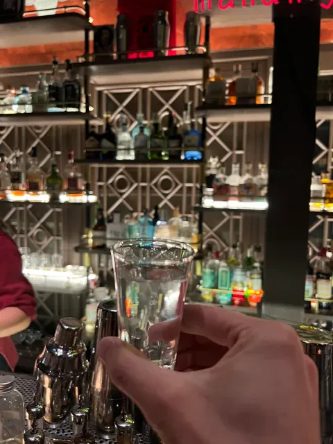 Mahaniyom Cocktail Bar