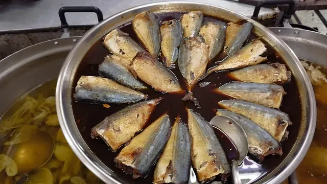 ข้าวแกง ป๋าทวี