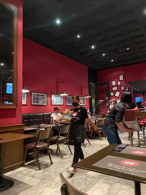 25 Degrees Burger Bar