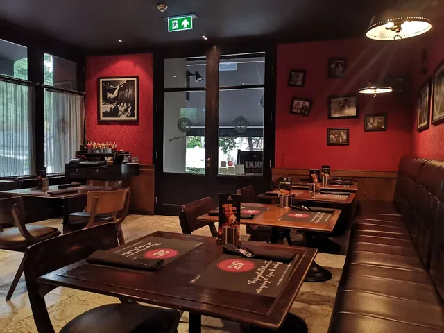 25 Degrees Burger Bar