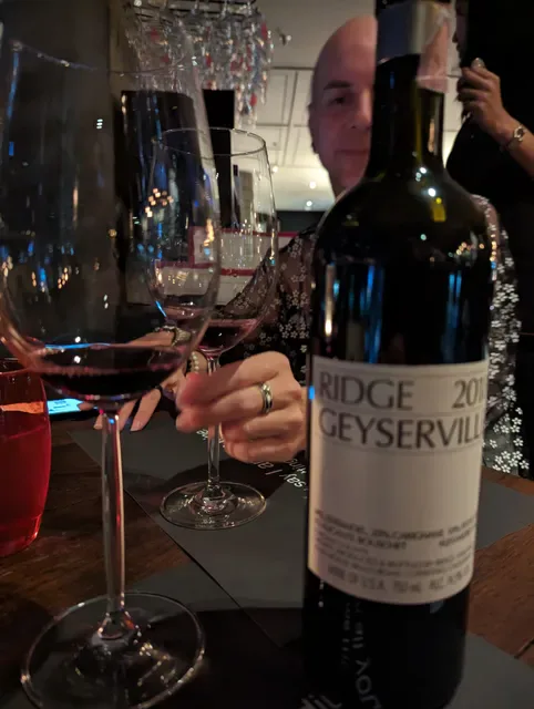 Scarlett Wine Bar & Restaurant