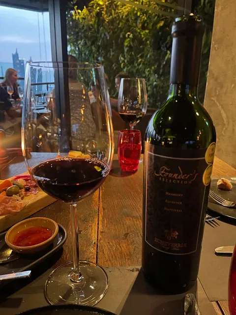 Scarlett Wine Bar & Restaurant