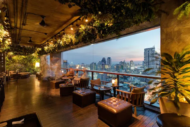 Scarlett Wine Bar & Restaurant
