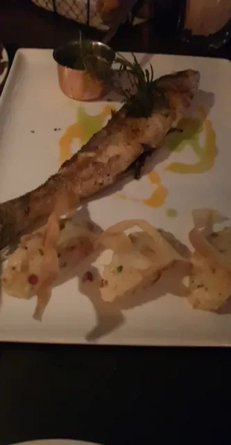 Scarlett Wine Bar & Restaurant