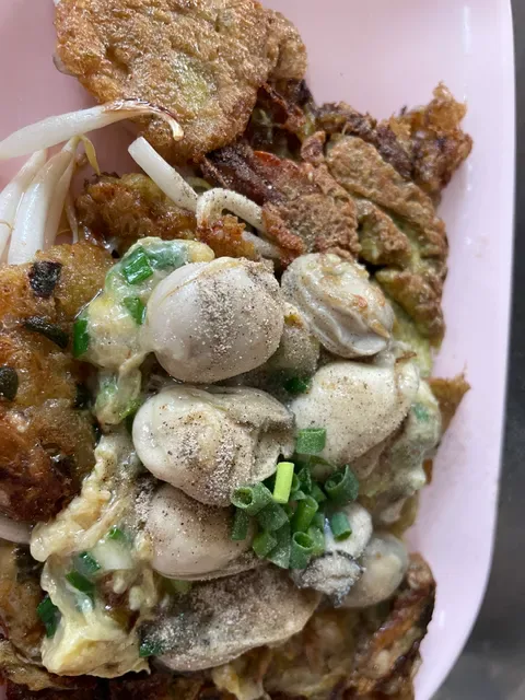 Khao Moo Daeng Si Morakot