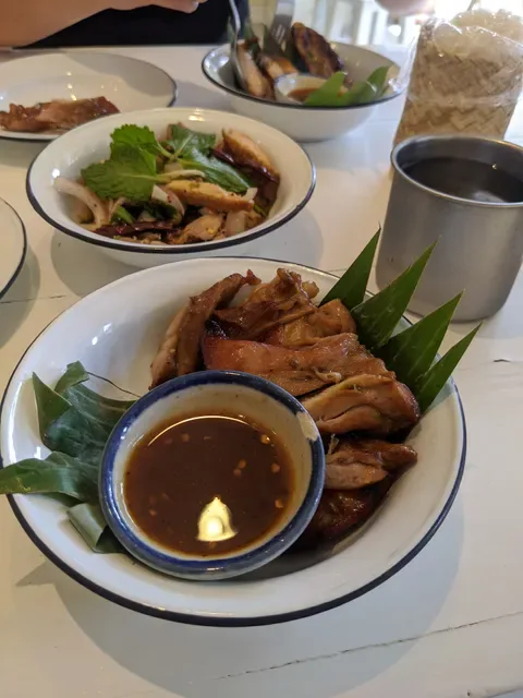ส้มตำออนซอนเด | Somtum On Sunday