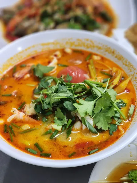 Jaekoy เจ๊ก้อย ส้มตำอาหารอีสาน เพชรบุรี12 (สาขา1)