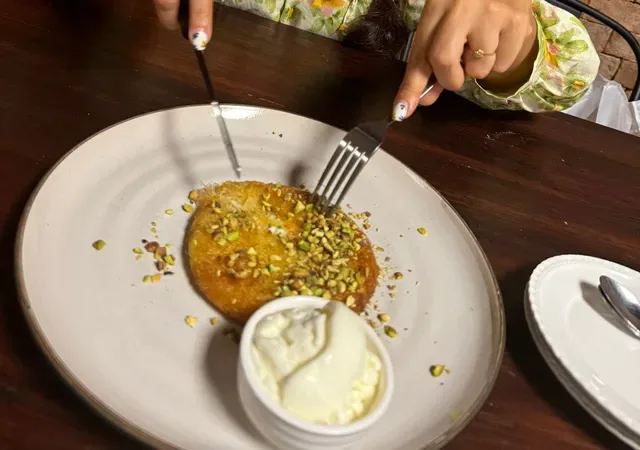 Mama Dolores - Greek Kitchen