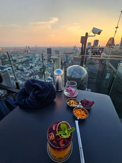 Vertigo & Moon Bar Rooftop