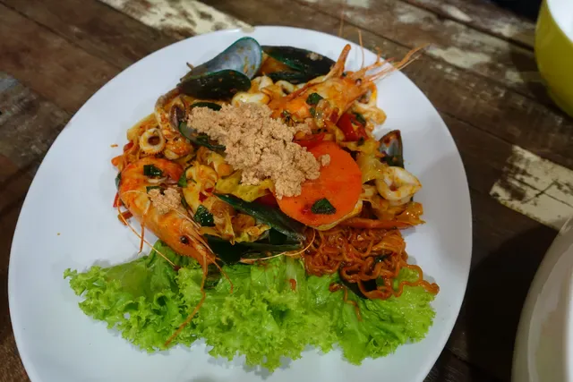 Pe Aor Tom Yum Kung Noodle