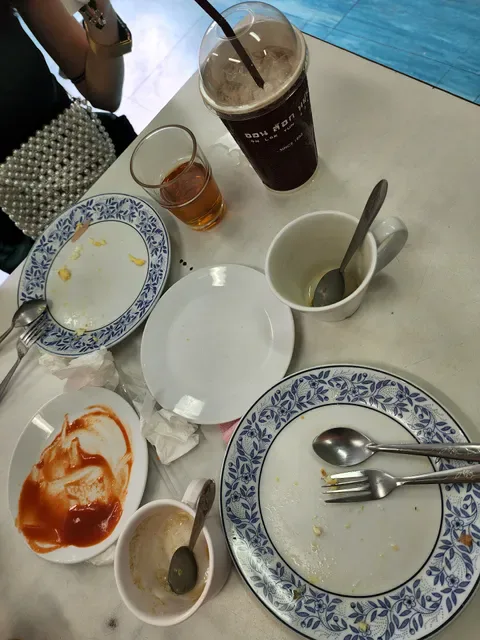 On Lok Yun