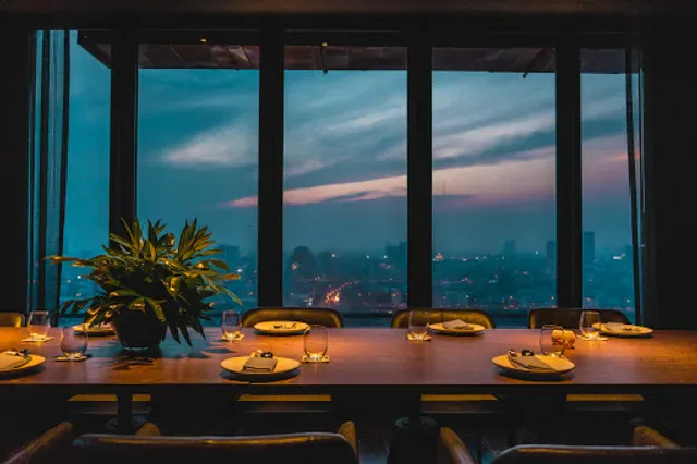 TAAN Bangkok - Thai Fine Dining Restaurant