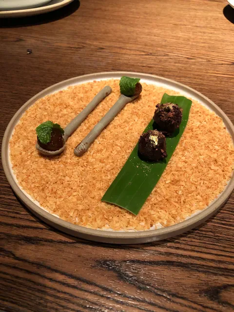 TAAN Bangkok - Thai Fine Dining Restaurant