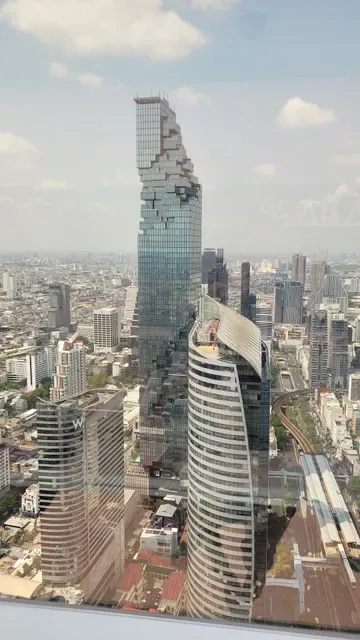 % Arabica Bangkok Empire Tower